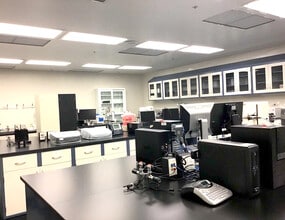 32650 N Wilson Rd, Round Lake, IL for lease Interior Photo- Image 1 of 13