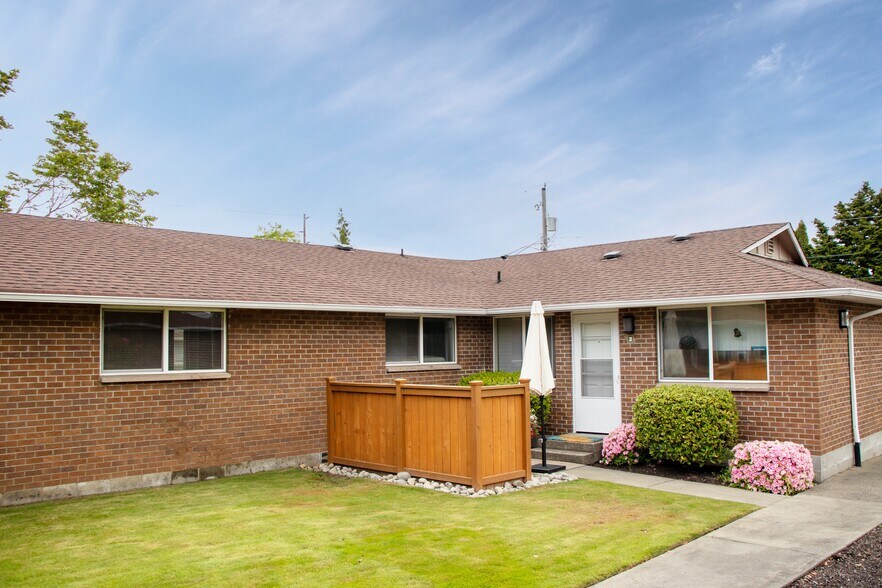 1409 N Pearl St, Tacoma, WA à vendre - Photo du bâtiment - Image 2 de 4