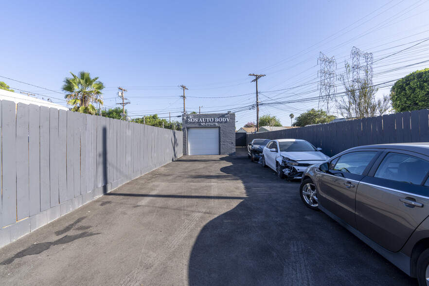 4210 W Burbank Blvd, Burbank, CA à vendre - Photo principale - Image 1 de 1