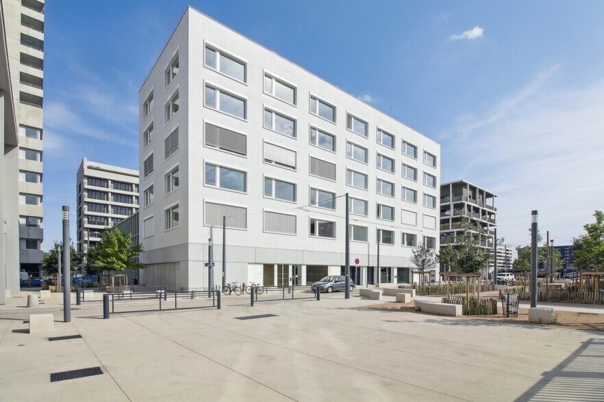 75 Rue Delandine, Lyon à louer - Photo du bâtiment - Image 2 de 19