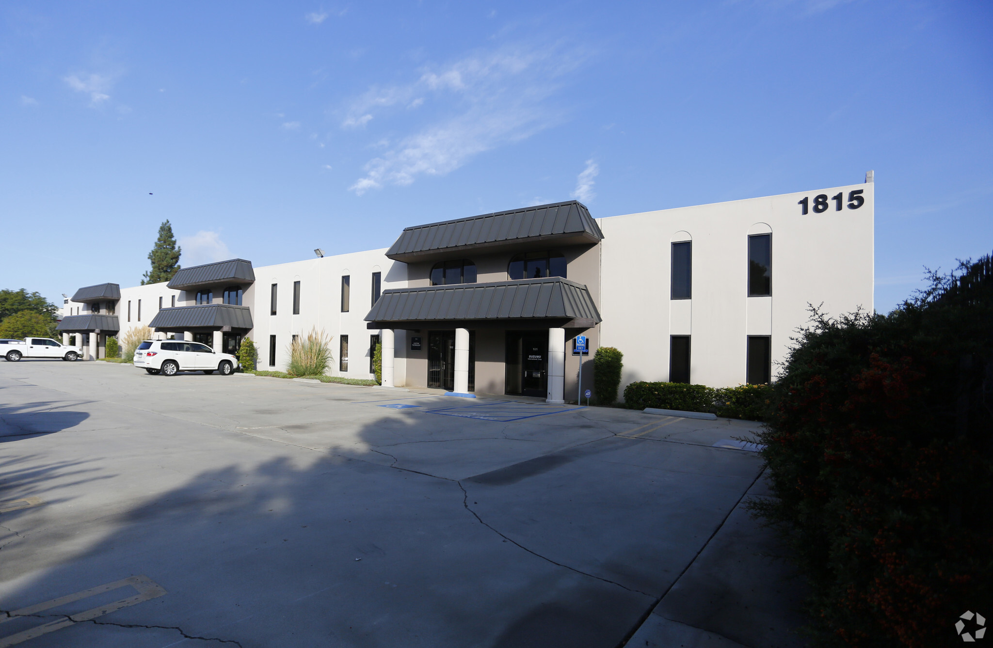 1815 W 205th St, Torrance, CA for lease Building Photo- Image 1 of 4