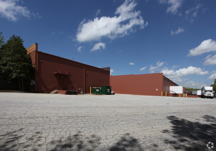 3320 Thompson Bridge Rd, Gainesville, GA à louer - Photo du bâtiment - Image 2 de 3