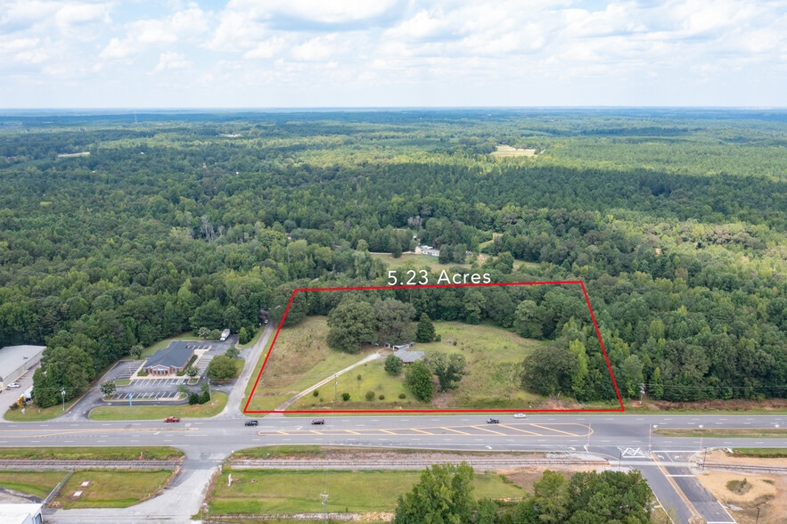 5921 Lancaster Hwy, Fort Lawn, SC à vendre - Photo du bâtiment - Image 2 de 23