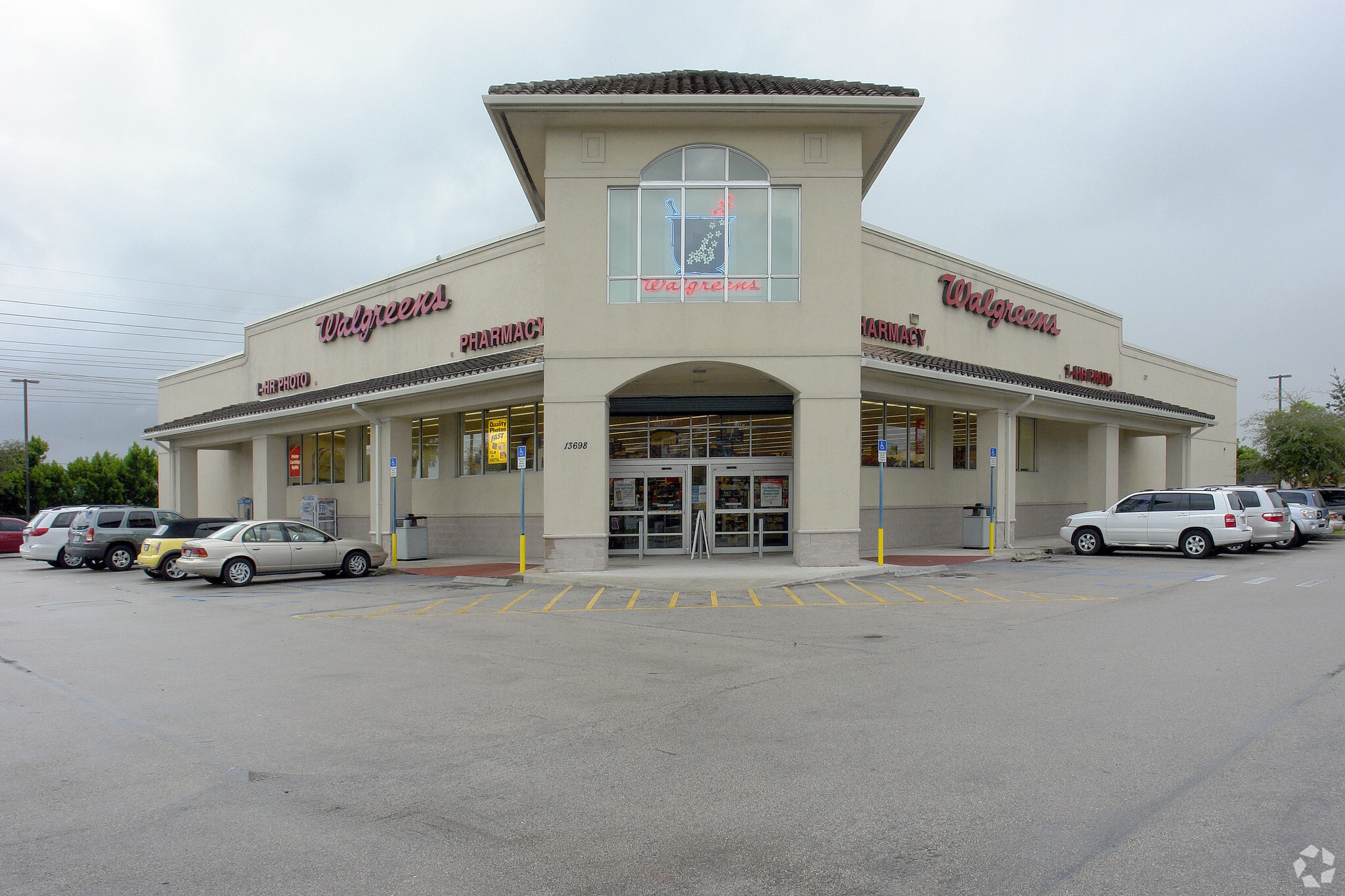 13698 SW 8th St, Miami, FL for sale Primary Photo- Image 1 of 8