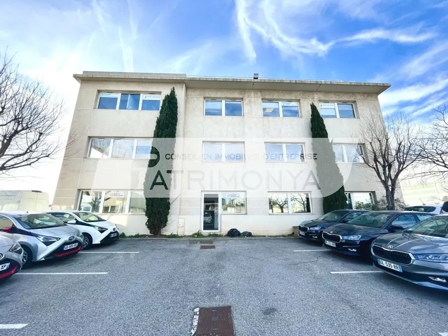 Office in Marseille for lease Building Photo- Image 1 of 7