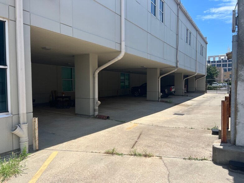 201 St. Michael St, Mobile, AL for lease - Building Photo - Image 2 of 4