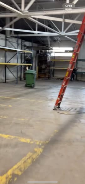 4227 W 43rd St, Chicago, IL for lease - Building Photo - Image 2 of 4