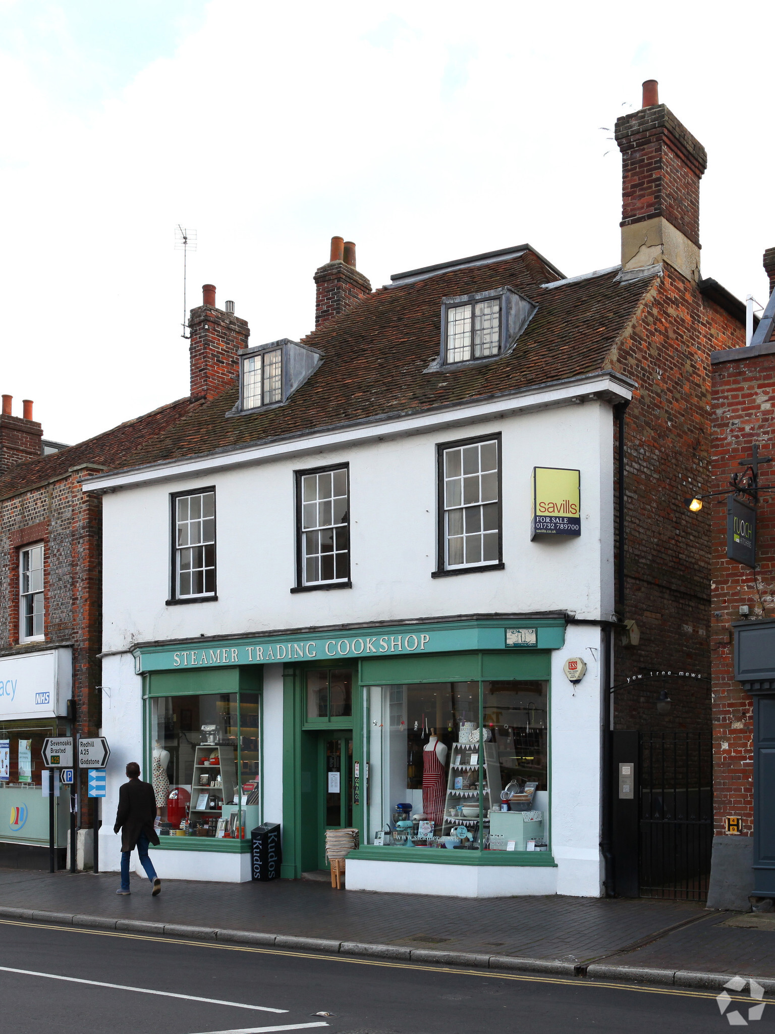 9 Market Sq, Westerham for lease Primary Photo- Image 1 of 4