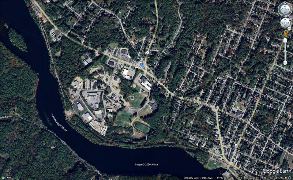 606 Lisbon Rd, Lisbon, ME à vendre - Photo du bâtiment - Image 2 de 2