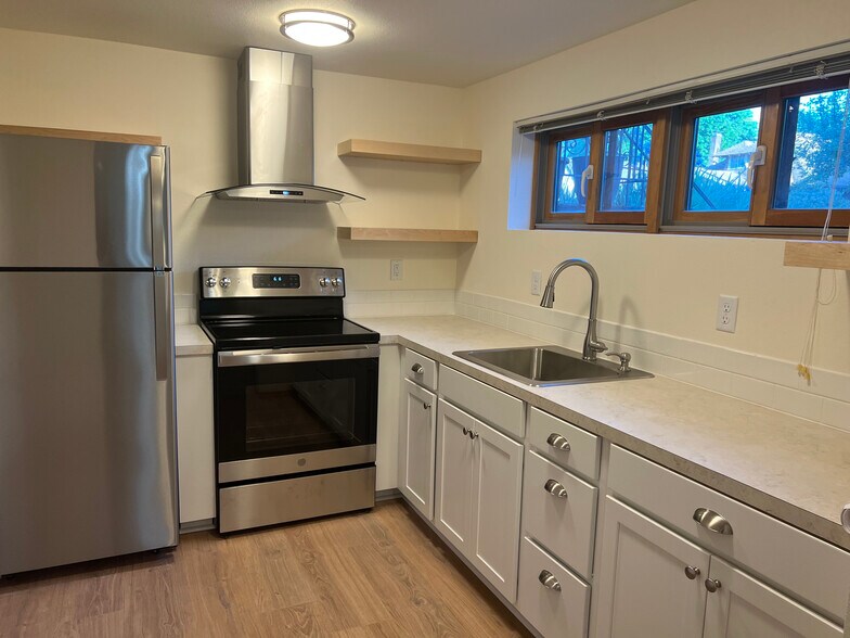 2165 NE Multnomah St, Portland, OR à vendre - Photo du bâtiment - Image 3 de 15