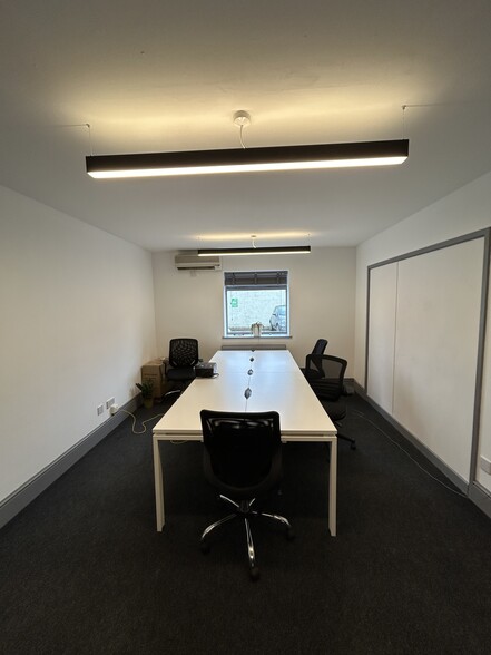 13 Harbury Rd, Bristol for lease - Building Photo - Image 2 of 4