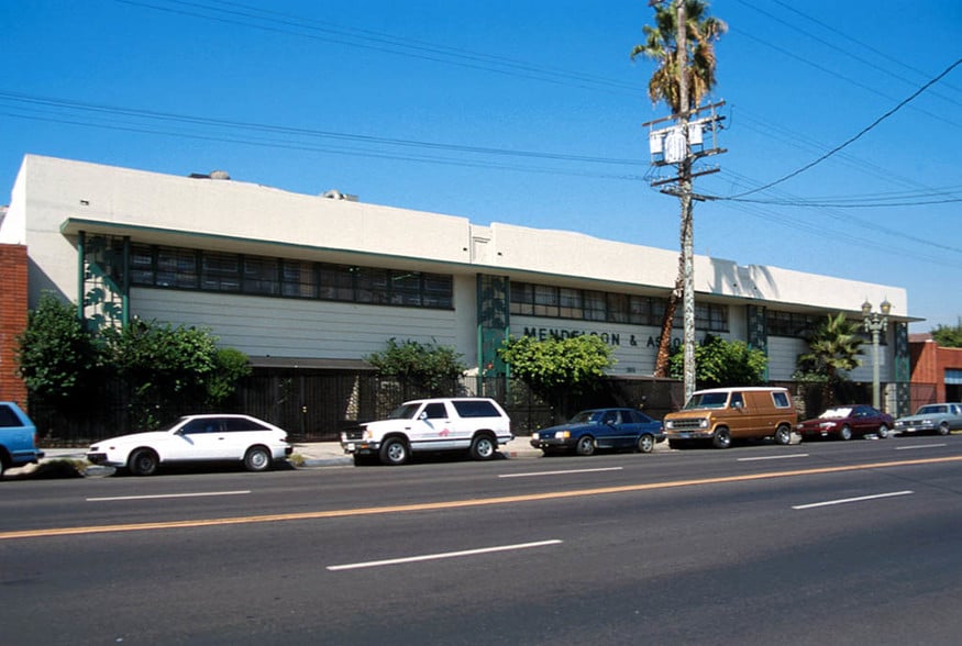 2615-2621 S Hill St, Los Angeles, CA for sale - Building Photo - Image 2 of 5