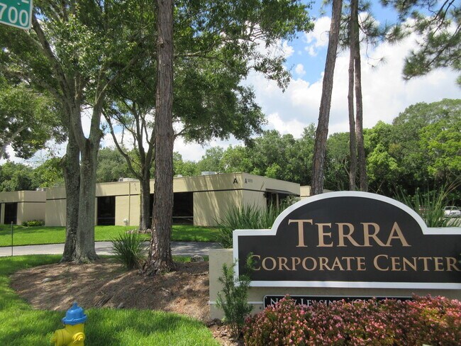 More details for 14902 Winding Creek Ct, Tampa, FL - Office for Lease