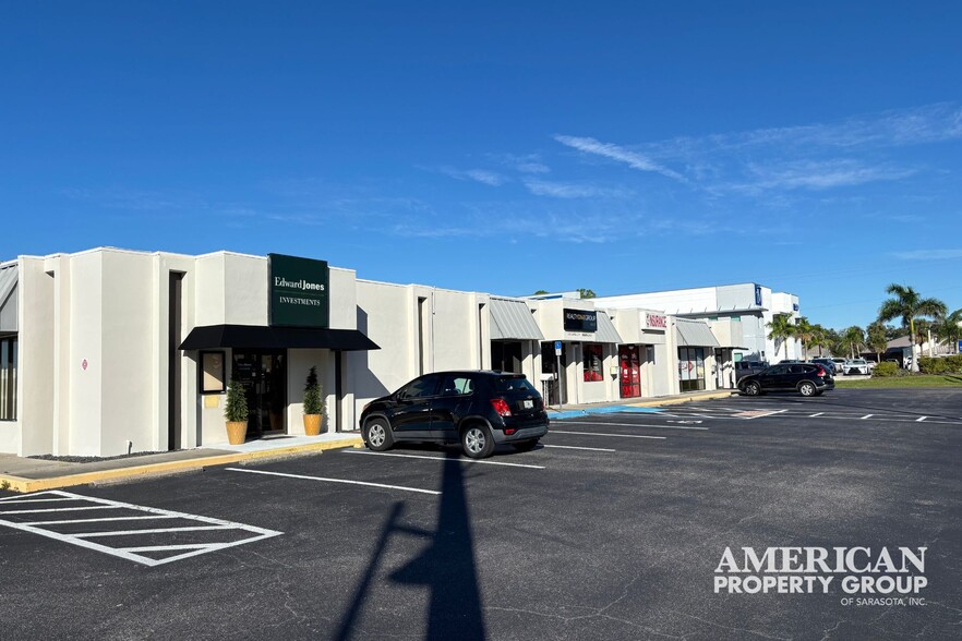 21234 Olean Blvd, Port Charlotte, FL for sale - Building Photo - Image 2 of 5