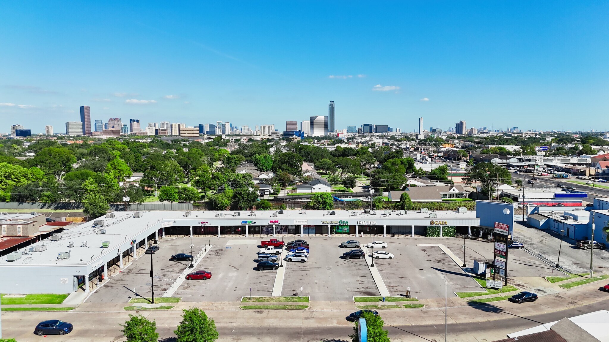 2633-2655 Winrock Blvd, Houston, TX à louer Photo du bâtiment- Image 1 de 3