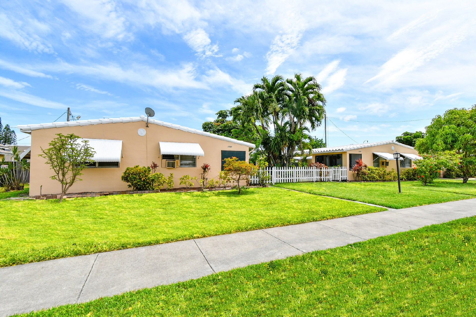 1730-1734 Fletcher St, Hollywood, FL à vendre Photo du bâtiment- Image 1 de 8