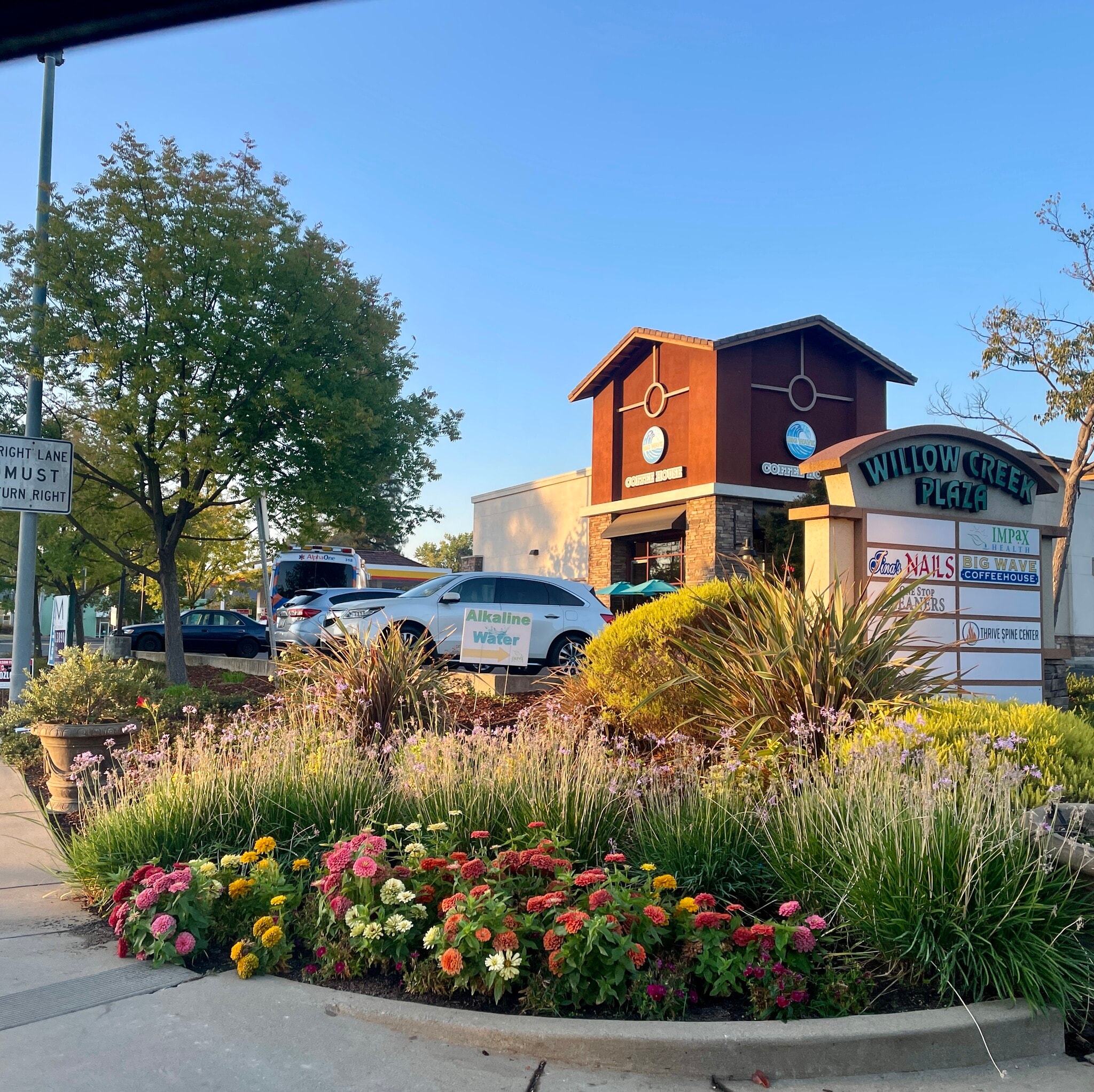 187 Blue Ravine Rd, Folsom, CA for lease Building Photo- Image 1 of 6