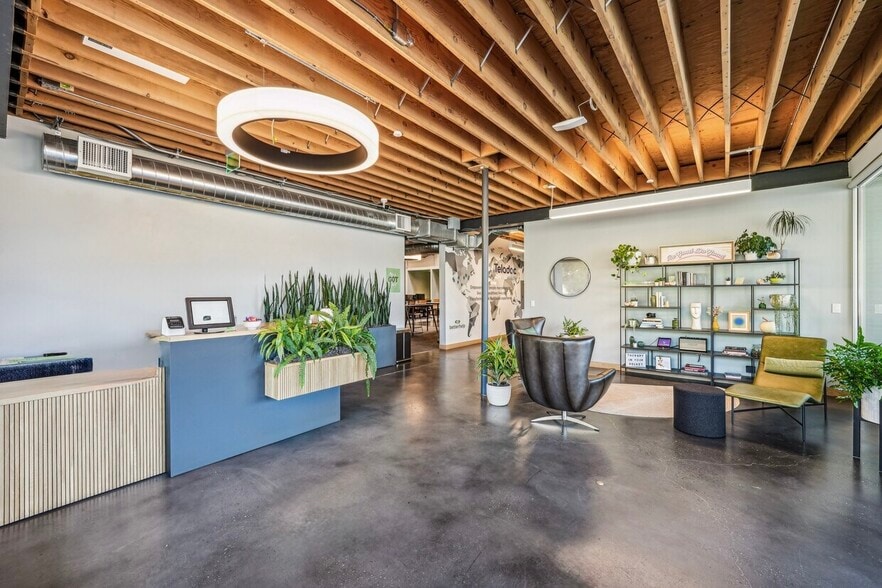 990 Villa St, Mountain View, CA for lease - Building Photo - Image 2 of 14