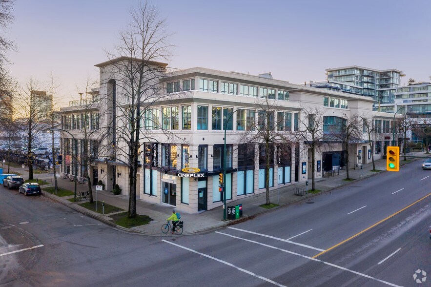 1788 W 5th Ave, Vancouver, BC à louer - Photo du bâtiment - Image 1 de 6
