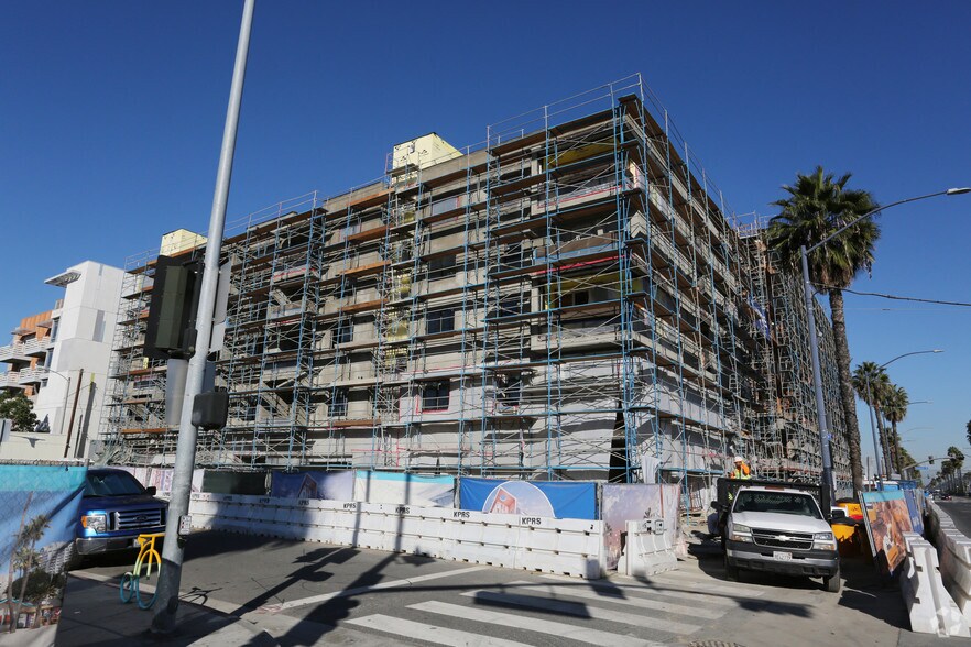 1235 Long Beach Blvd, Long Beach, CA à louer - Photo du bâtiment - Image 2 de 7