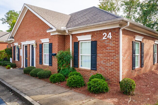 Plus de détails pour 2440 Sandy Plains Rd, Marietta, GA - Bureau à vendre