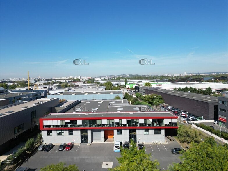Flex dans Gennevilliers à louer - Photo du bâtiment - Image 1 de 13