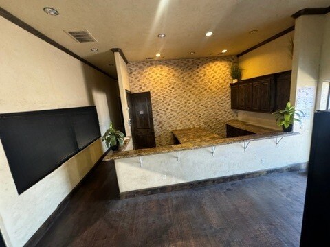 2801 E Main St, Grand Prairie, TX à louer - Photo intérieure - Image 3 de 17