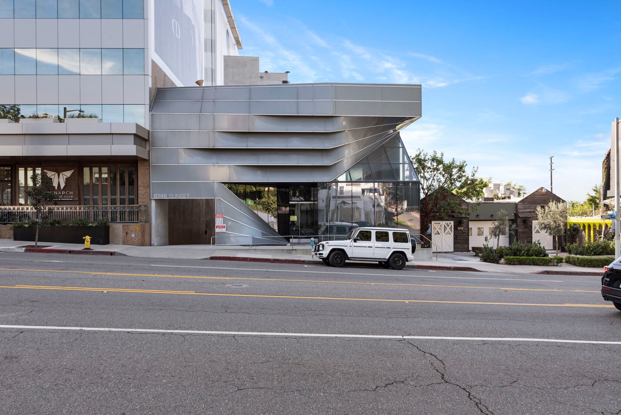8746 W Sunset Blvd, West Hollywood, CA à louer Photo du bâtiment- Image 1 de 12