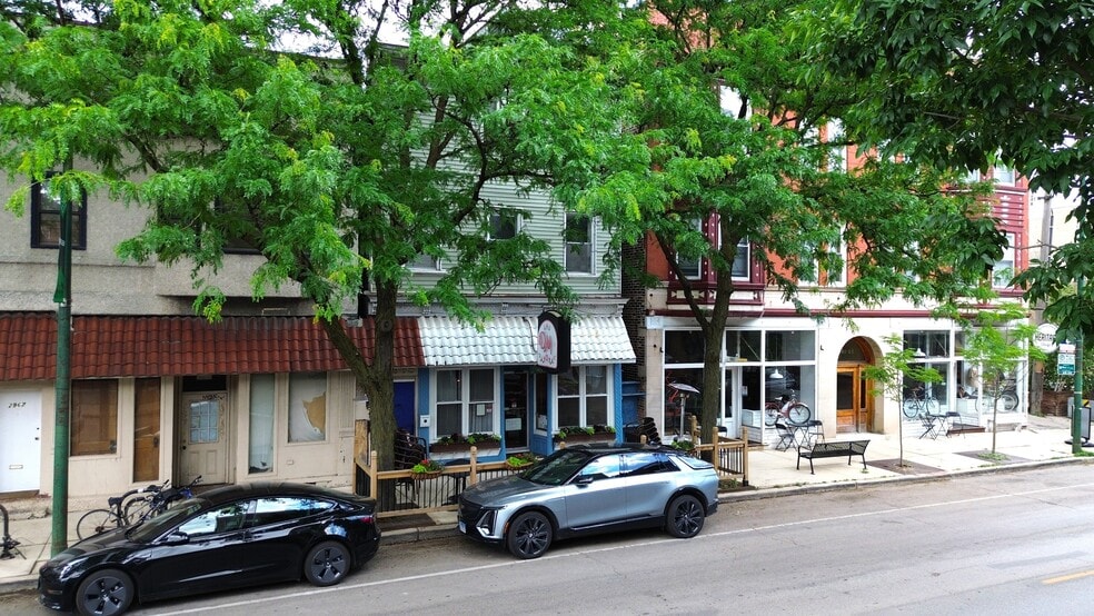 2965 N Lincoln Ave, Chicago, IL à vendre - Photo du bâtiment - Image 1 de 37