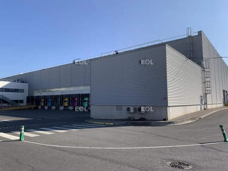 Industrial in Bonneuil-sur-Marne for lease - Building Photo - Image 3 of 18