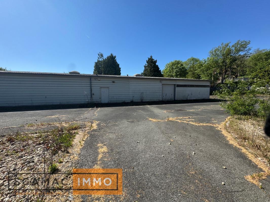 Industrial in Montlhéry for sale Building Photo- Image 1 of 12