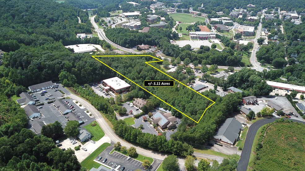 Crown Mountain, Dahlonega, GA for sale - Building Photo - Image 2 of 5