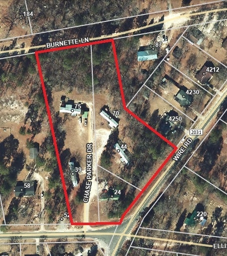 Mobile Home Parks - Sanford and Linden portefeuille de 2 propriétés à vendre sur LoopNet.ca - Photo du bâtiment - Image 2 de 15