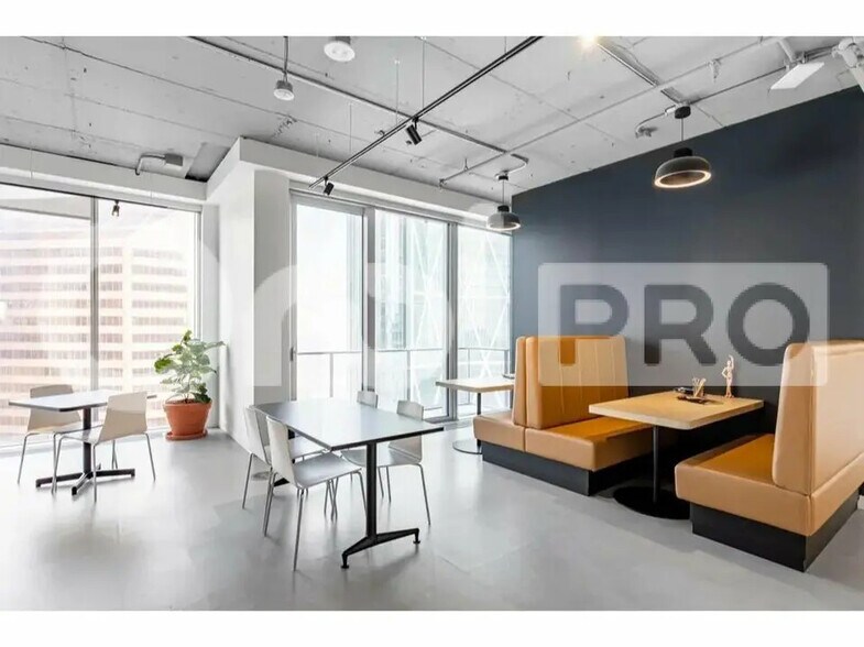 16 Cours Du Danube, Serris à louer - Photo du bâtiment - Image 3 de 43