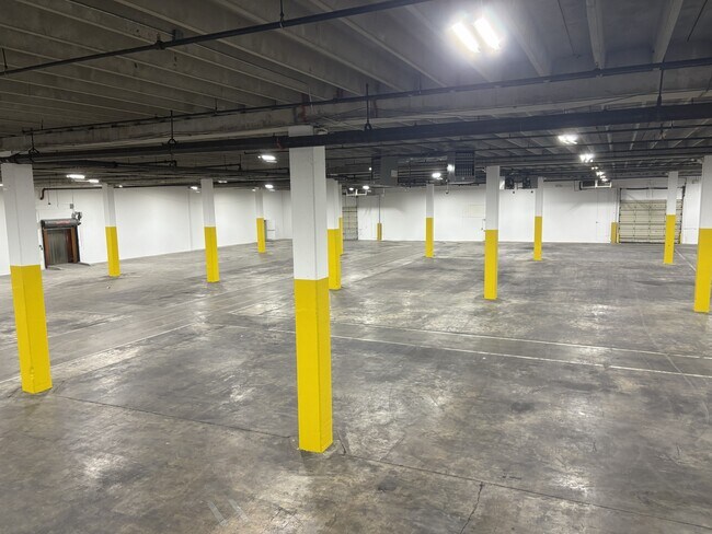 Plus de détails pour 214-224 Industrial Dr, Greenville, SC - Industriel à louer