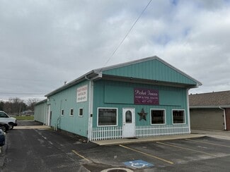 Plus de détails pour 611 S Huntington St, Syracuse, IN - Commerce de détail à vendre