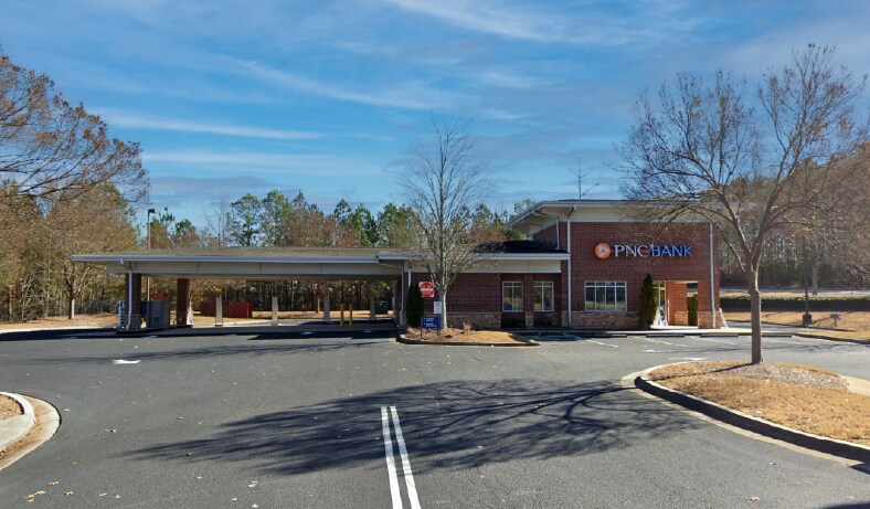 5320 Flynn Crossing Dr, Alpharetta, GA for lease Primary Photo- Image 1 of 2