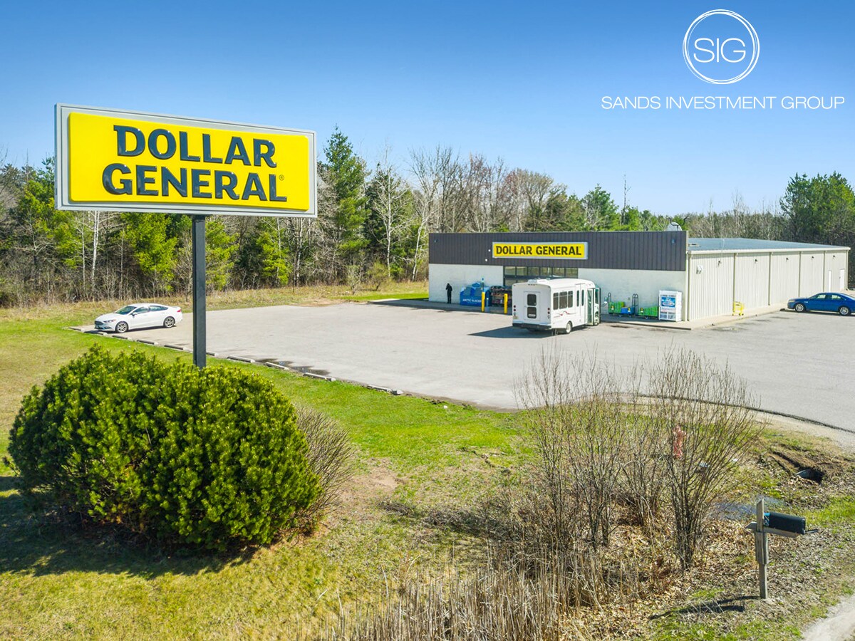 Midwest Dollar Store Portfolio portefeuille de 4 propriétés à vendre sur LoopNet.ca Photo du bâtiment- Image 1 de 8