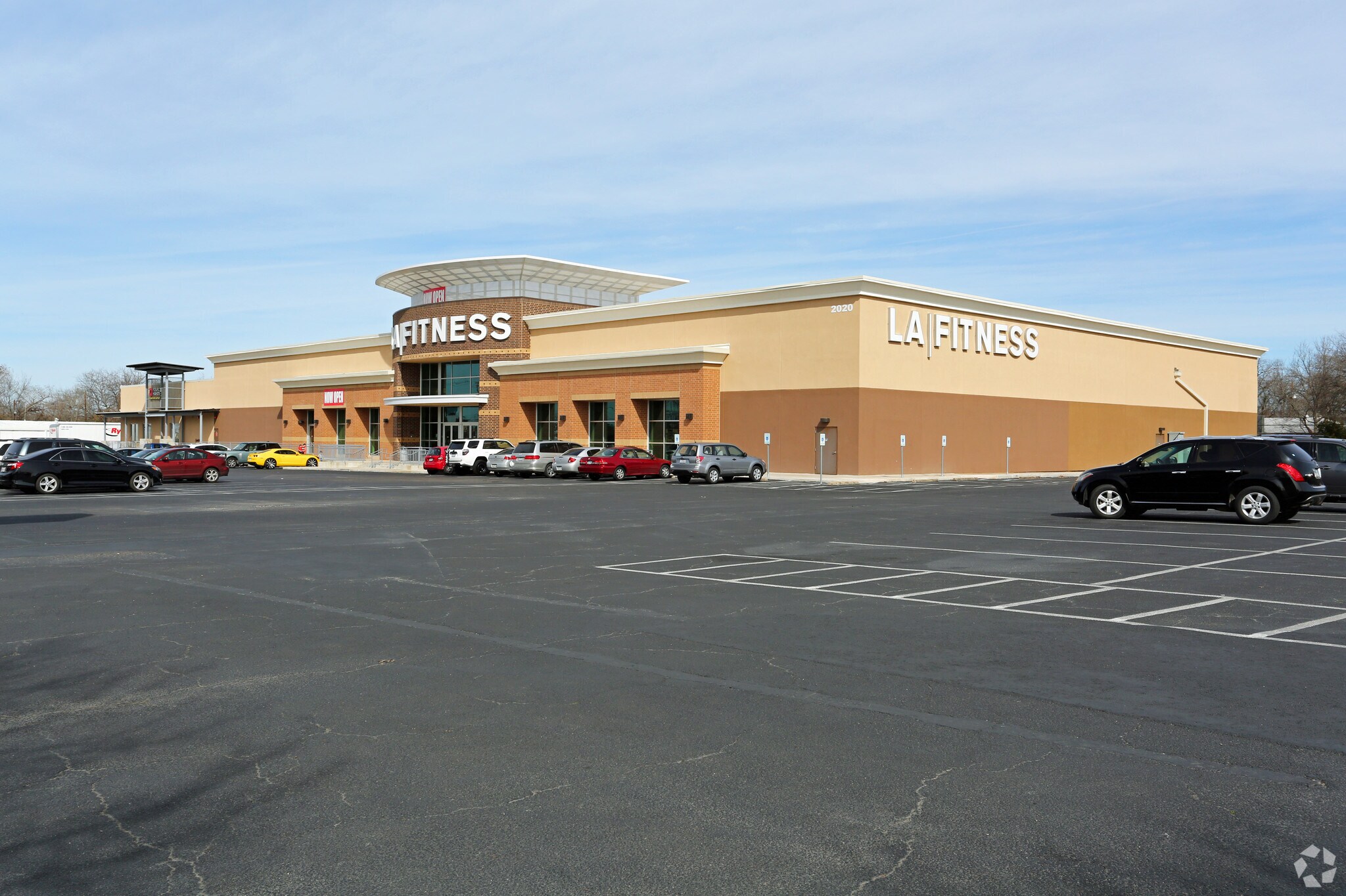 2020 W Anderson Ln, Austin, TX à vendre Photo du bâtiment- Image 1 de 7