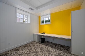 456 12th Ave SE, Calgary, AB à louer Photo intérieure- Image 2 de 12