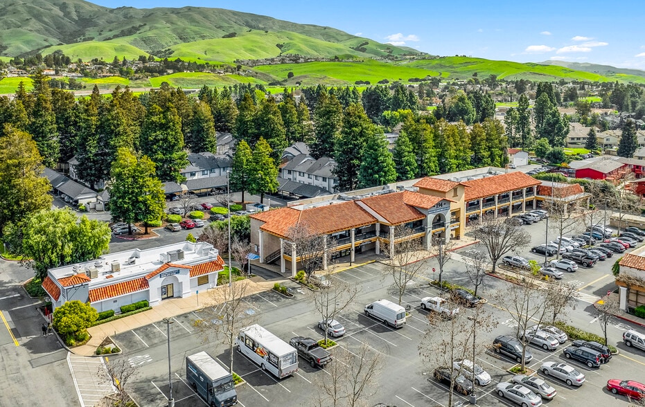 108-240 Francisco Ln, Fremont, CA for lease - Aerial - Image 3 of 17
