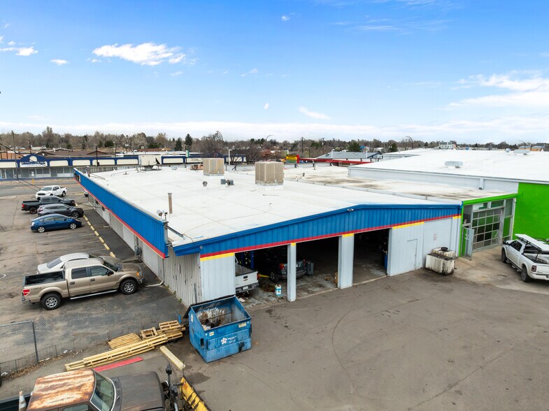 7800 W Colfax Ave, Lakewood, CO à vendre - Photo du bâtiment - Image 3 de 27