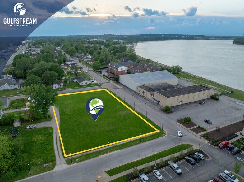 102 Elm Street, Owensboro, KY à louer - Photo du bâtiment - Image 2 de 3