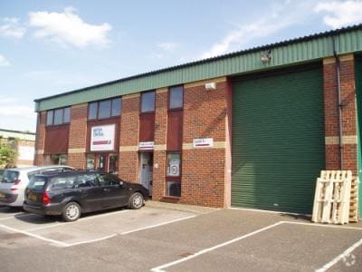 41-49 Knowl Piece, Hitchin for lease - Building Photo - Image 2 of 5