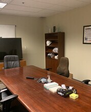 195 Harry Walker Pky, Newmarket, ON for lease Interior Photo- Image 1 of 8