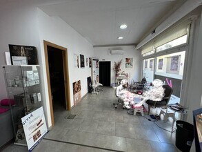 Retail in Calella, Barcelona for lease Interior Photo- Image 2 of 29