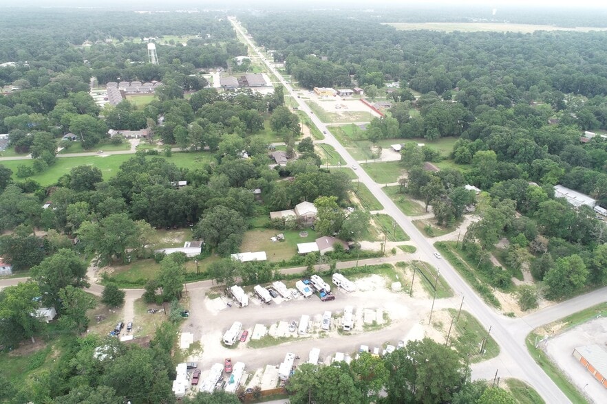 22835 Ford Rd, Porter, TX for sale - Primary Photo - Image 2 of 5