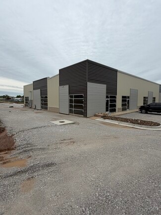 Plus de détails pour 2420 S 8th St, Rogers, AR - Bureau, Local d'activités à louer