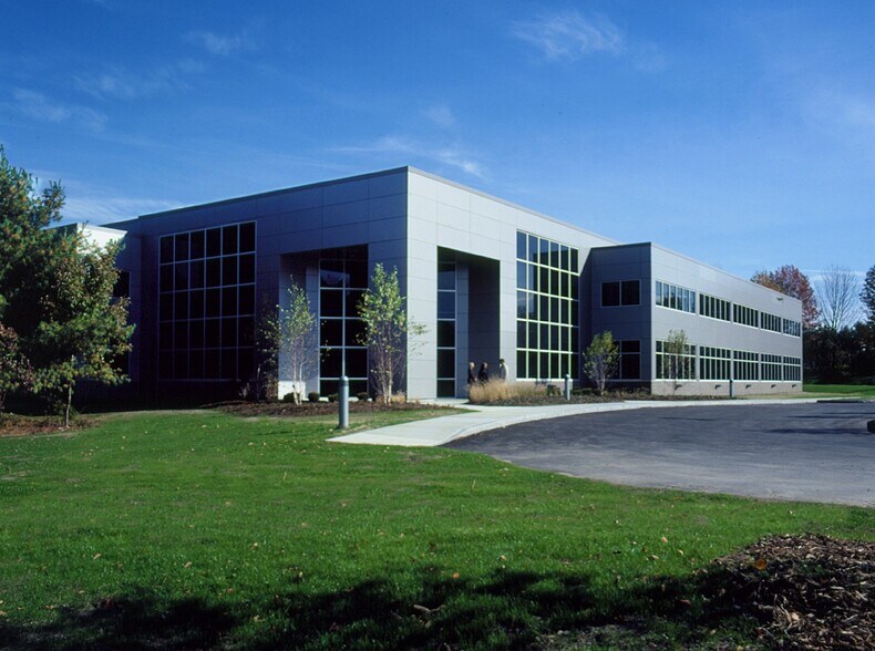 10 Brown Rd, Ithaca, NY for lease - Building Photo - Image 2 of 3