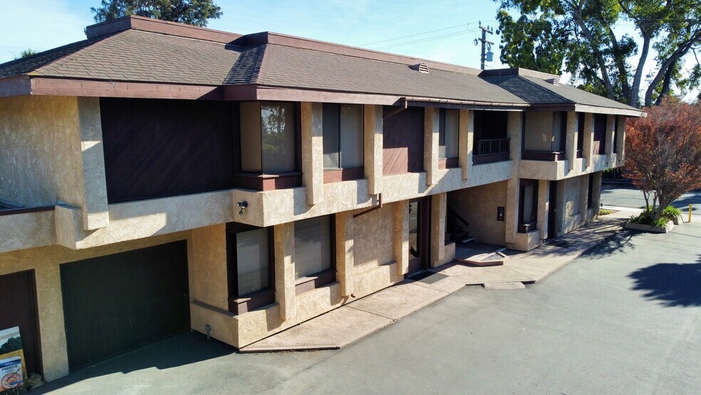 4420 Via Real, Carpinteria, CA à vendre - Photo principale - Image 1 de 19